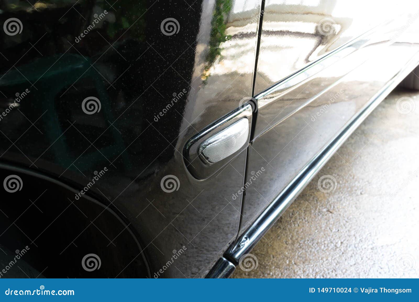 Car turning light stock photo. Image of drive, headlight 149710024