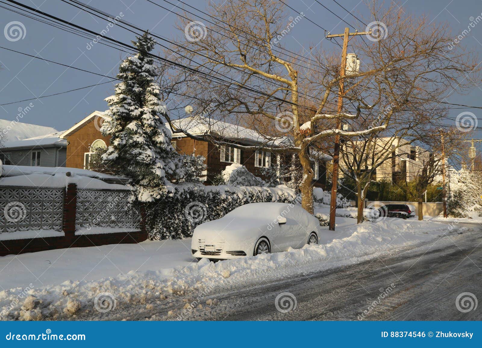 Car Under Snow in Brooklyn after Massive Winter Storm Editorial Photo -  Image of brooklyn, driver: 88374546