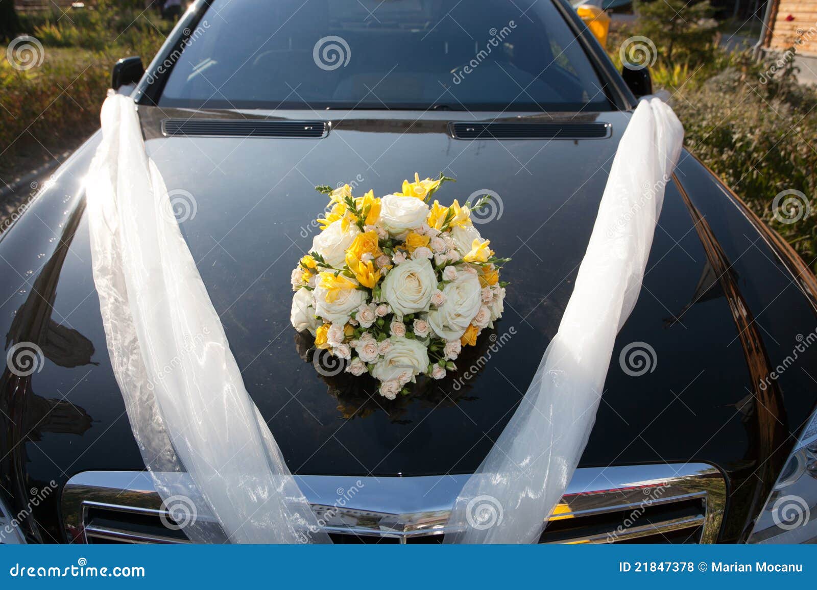 Car wedding decoration stock photo. Image of holiday - 21847378