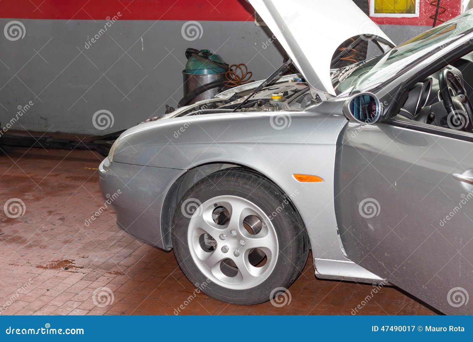 Car workshop stock image. Image of mechanic, store, automotive - 47490017