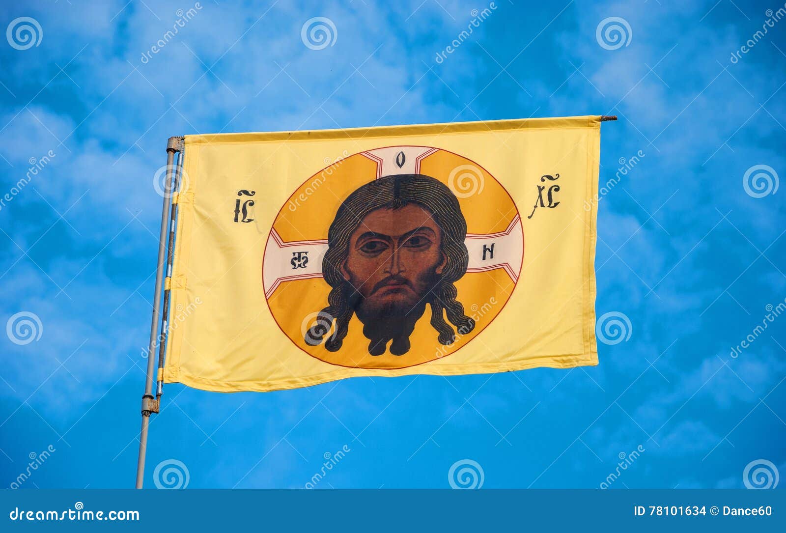 Красный флаг с христом