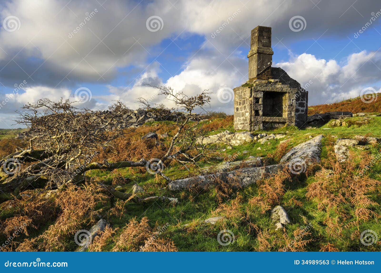 Carbilly Tor quarry by Dreambydesignphoto on DeviantArt