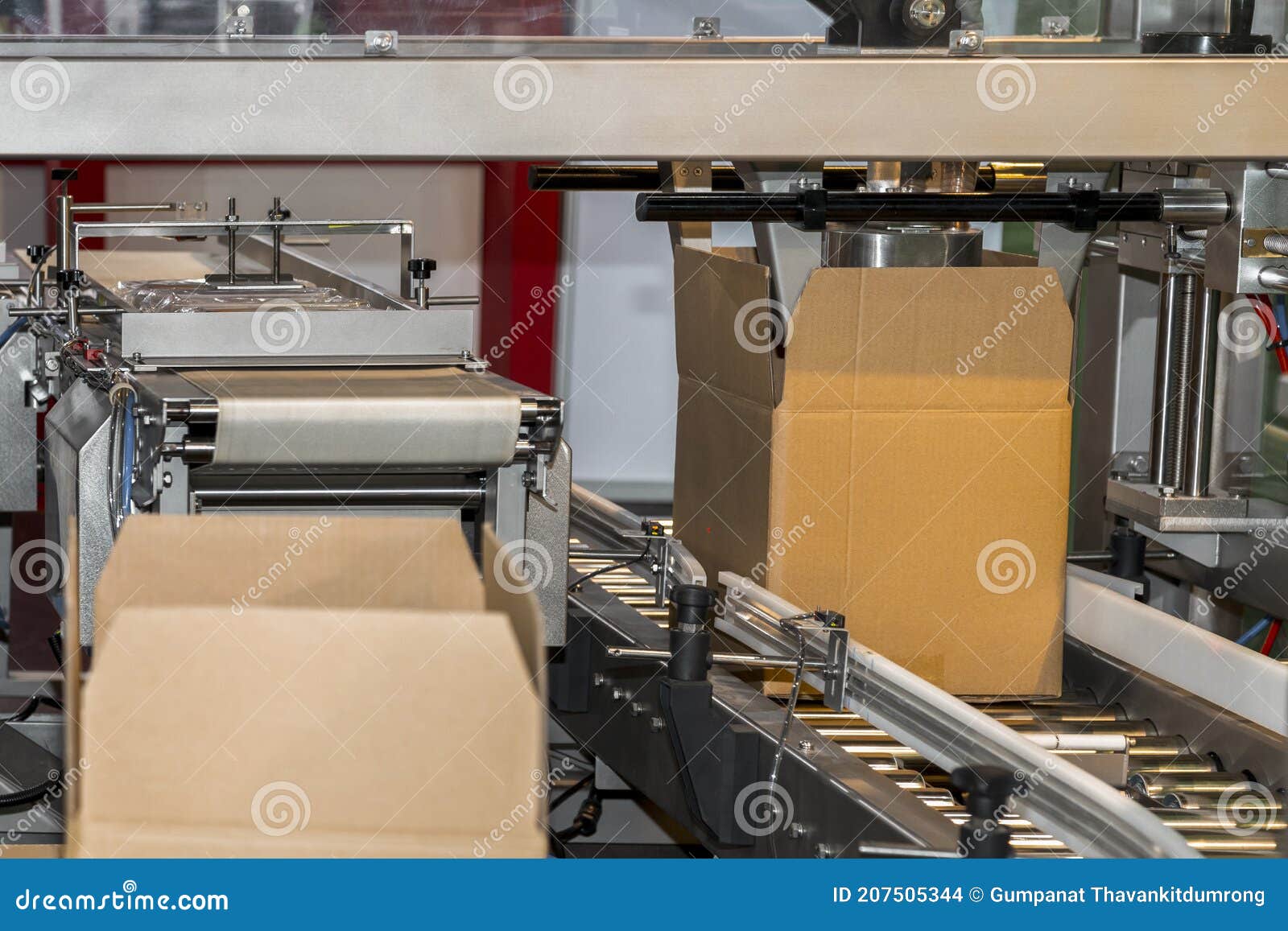 356 Corrugated Box Machine Stock Photos - Free & Royalty-Free Stock Photos  from Dreamstime