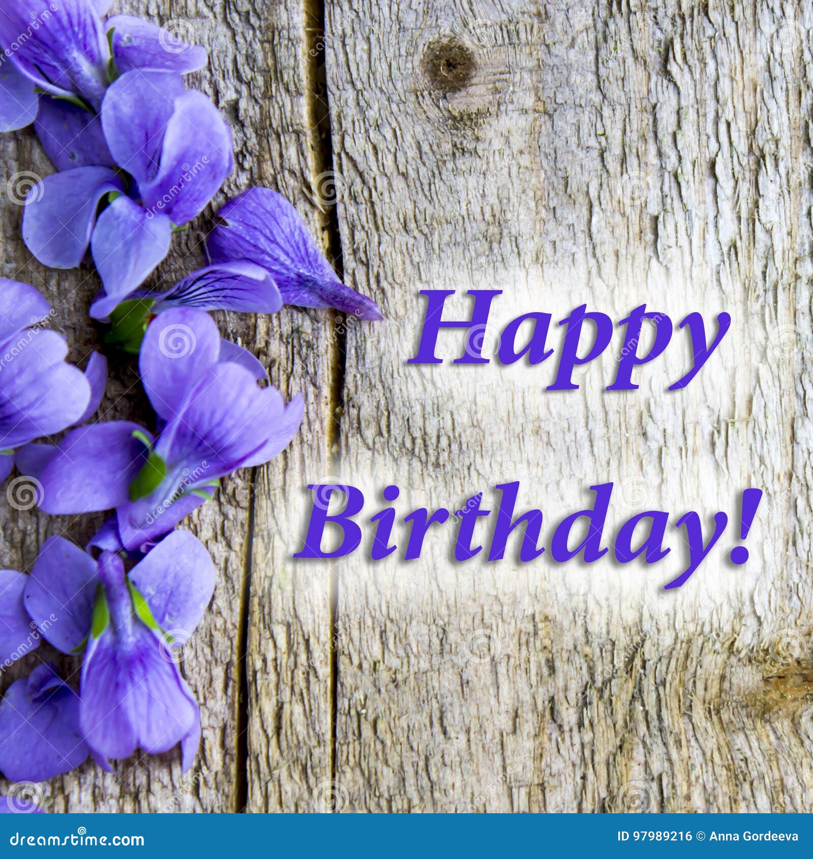 Cardez Le De Joyeux Anniversaire De Le Fond En Bois De Lumiere Fleurs Violettes Des Violettes Photo Stock Image Du Joyeux Fond Cardez Le De Joyeux Anniversaire De Le Fond En Bois De Lumiere Fleurs Violettes Des Violettes Photo Stock Image Du Joyeux Fond