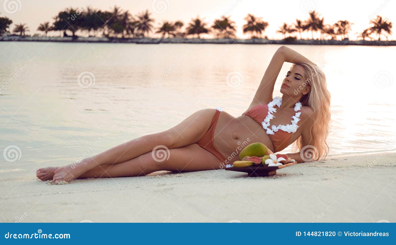 Exotic Beach Models Joan Serverance Porn Pictures