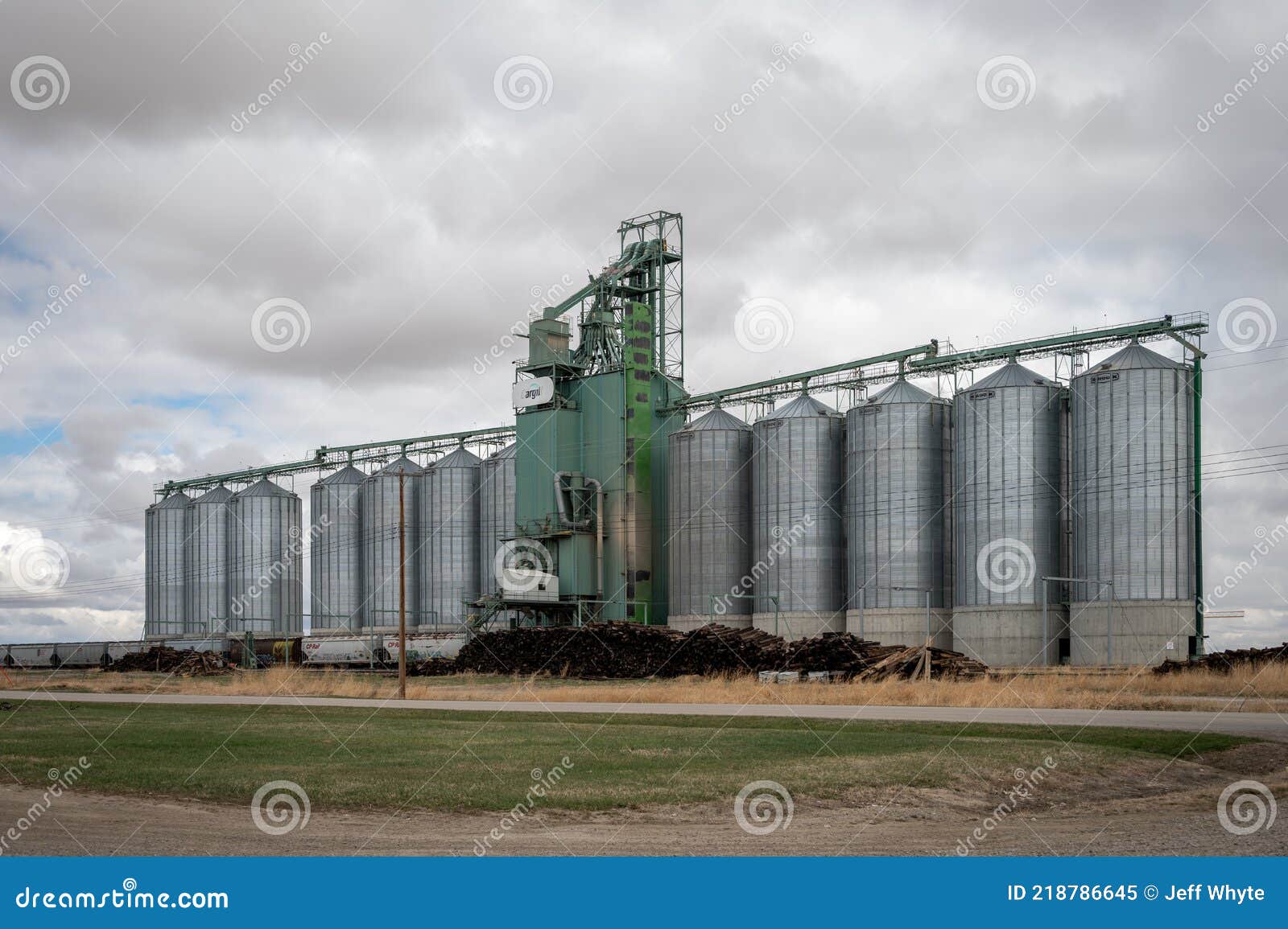 Cargill Elevator, Blackie editorial image. Image of agribusiness
