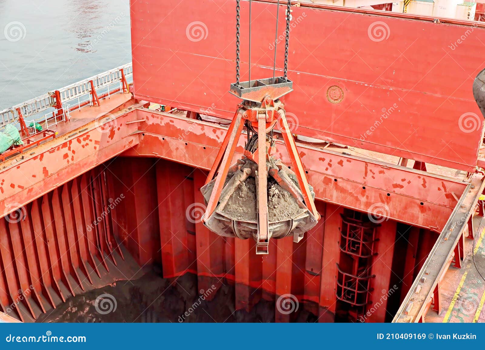Cargo Terminal for Unloading Bulk Cargo of Cooper Concentrates by Shore