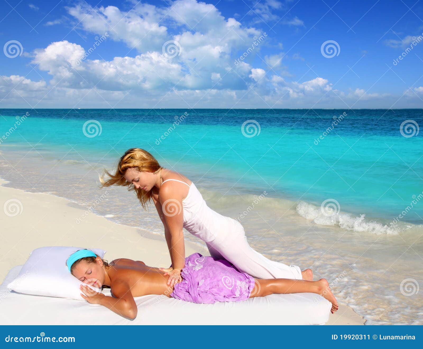 Caribbean Beach Massage Shiatsu Waist Therapy Stock Image Image Of