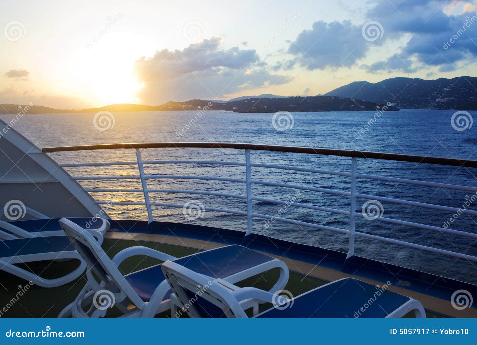 caribbean cruise sunset