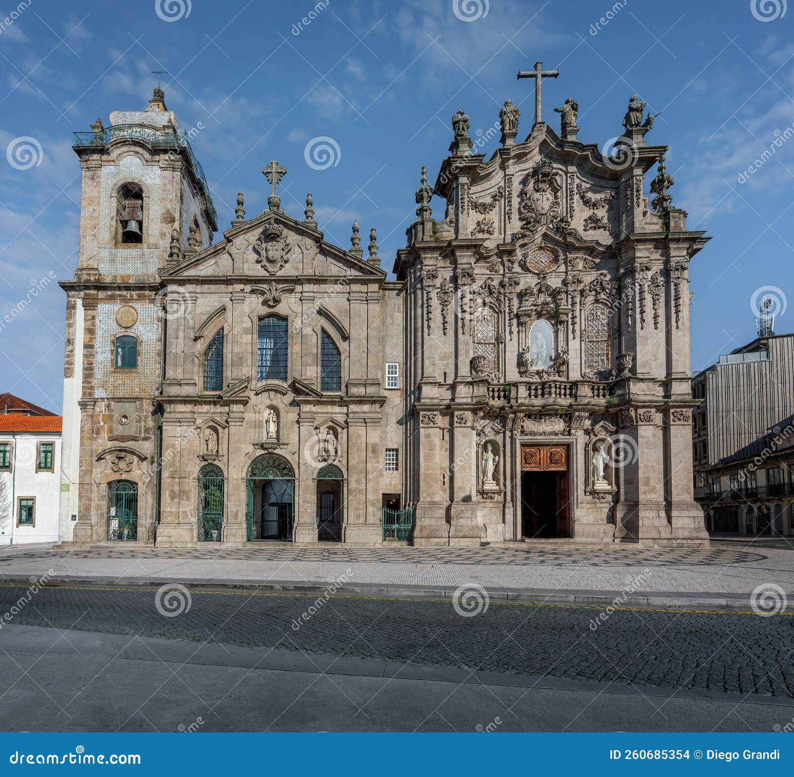 carmo and carmelitas churches - porto, portugal