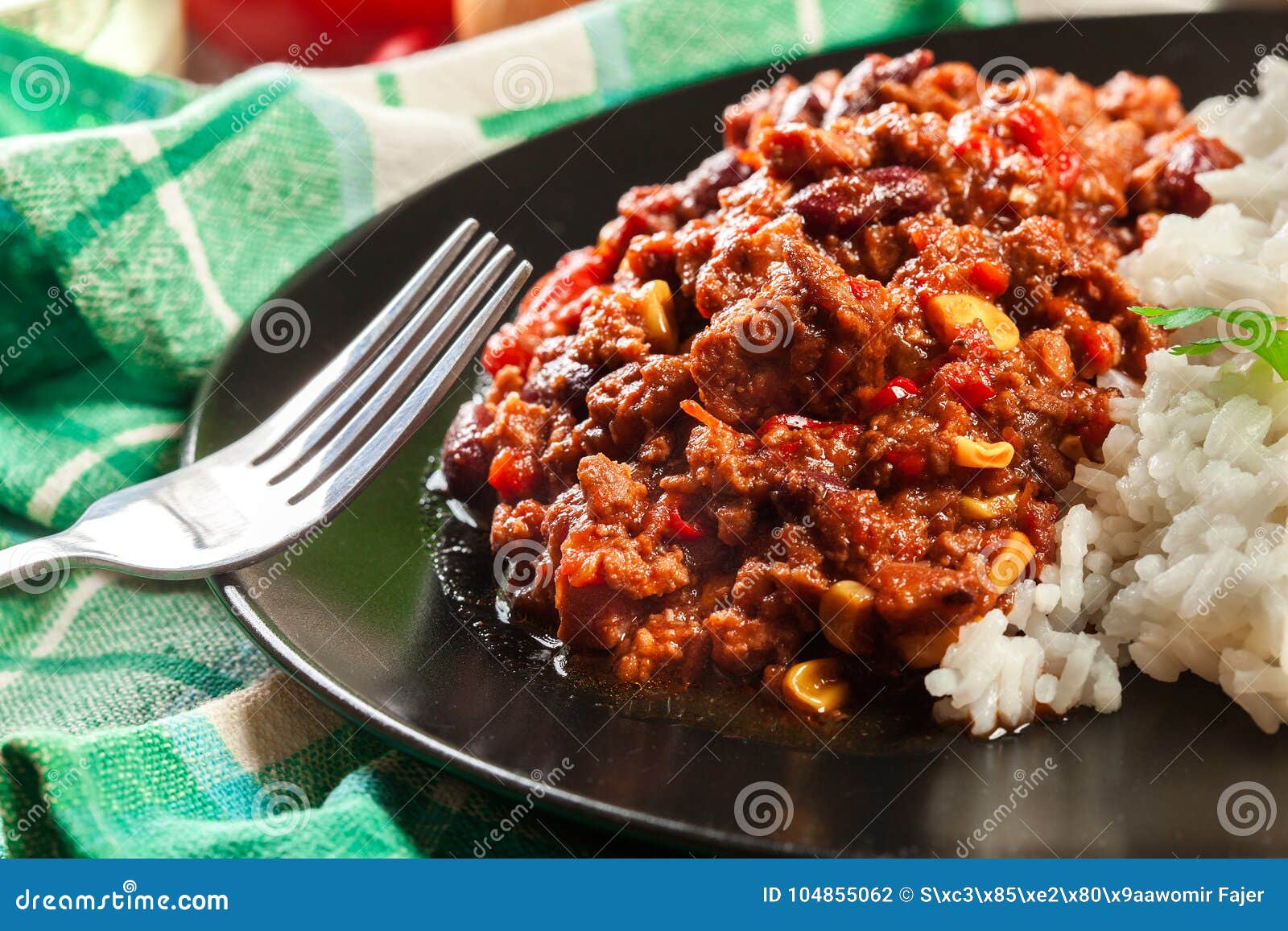 Чили кон карне с кукурузой