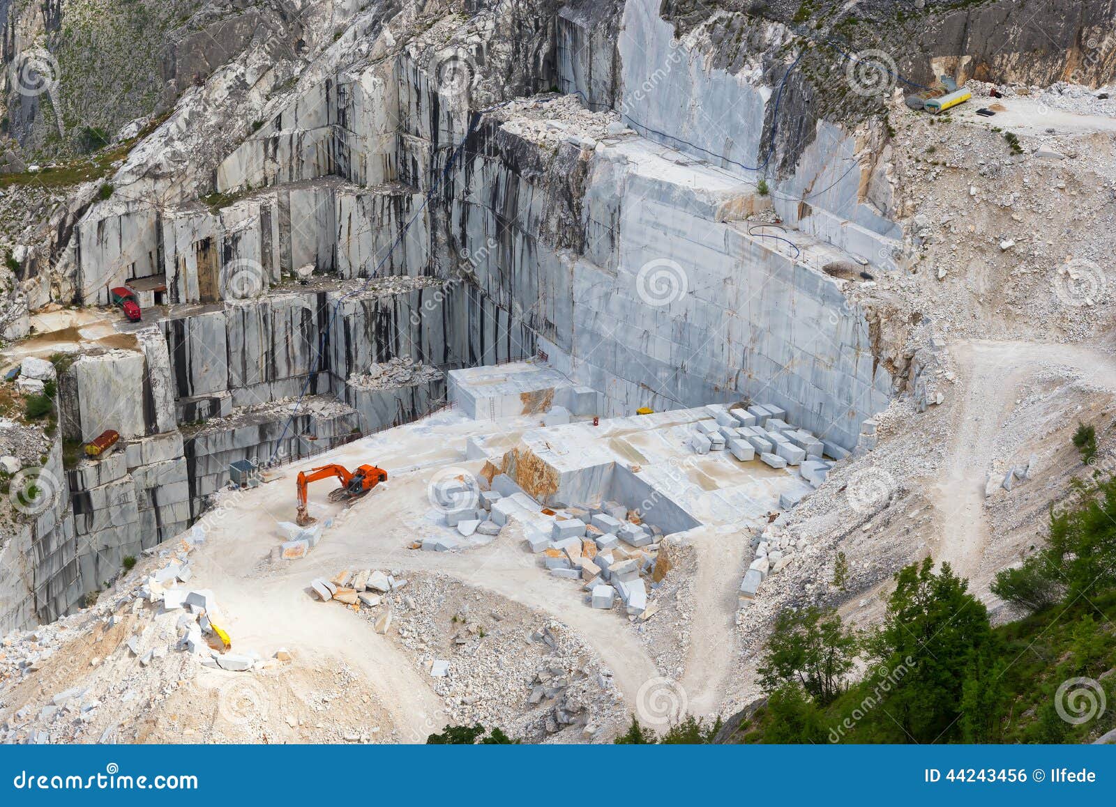 Carrière De Marbre De Carrare, Toscane Photo stock Image du
