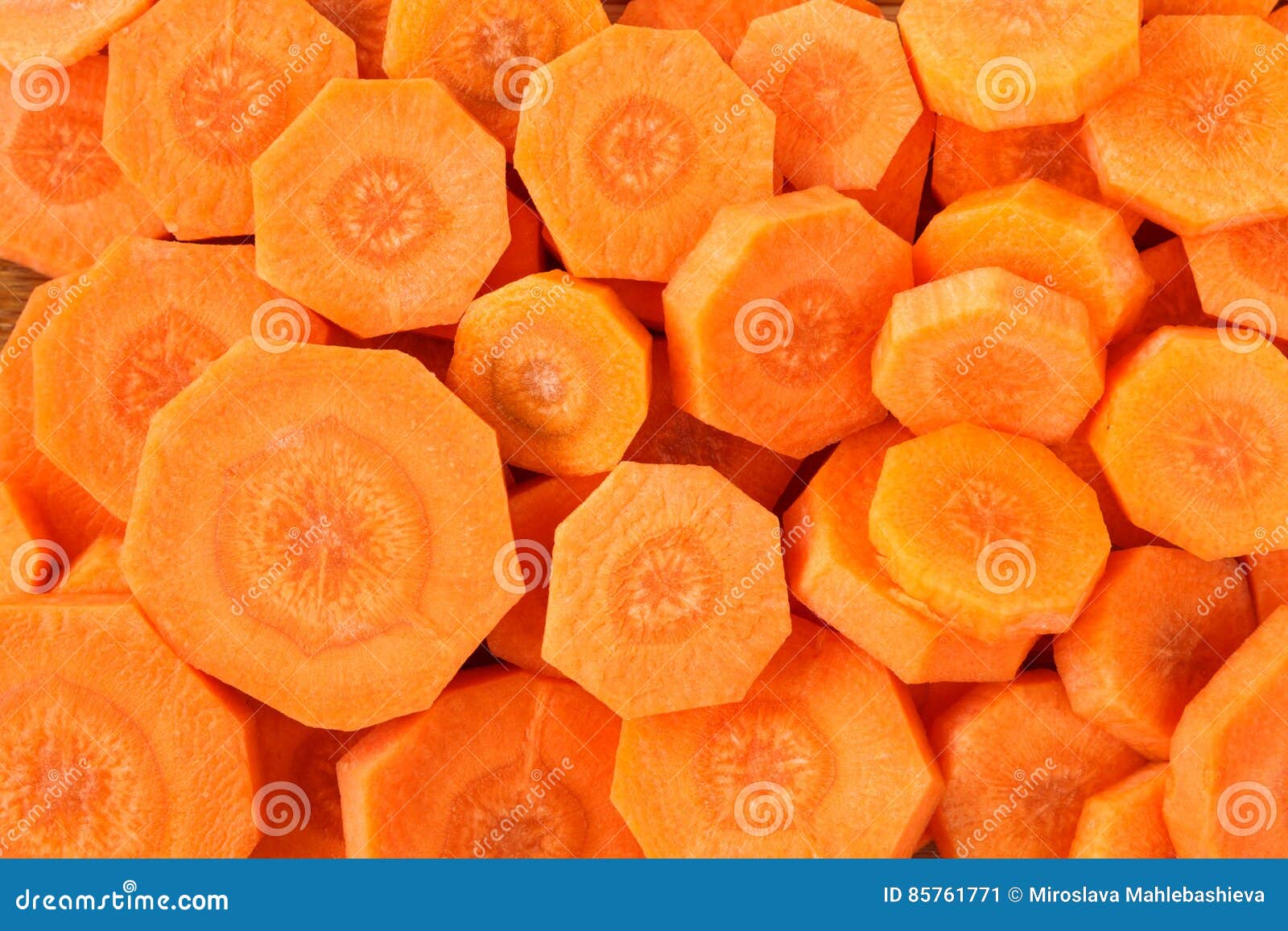 carrot slices background