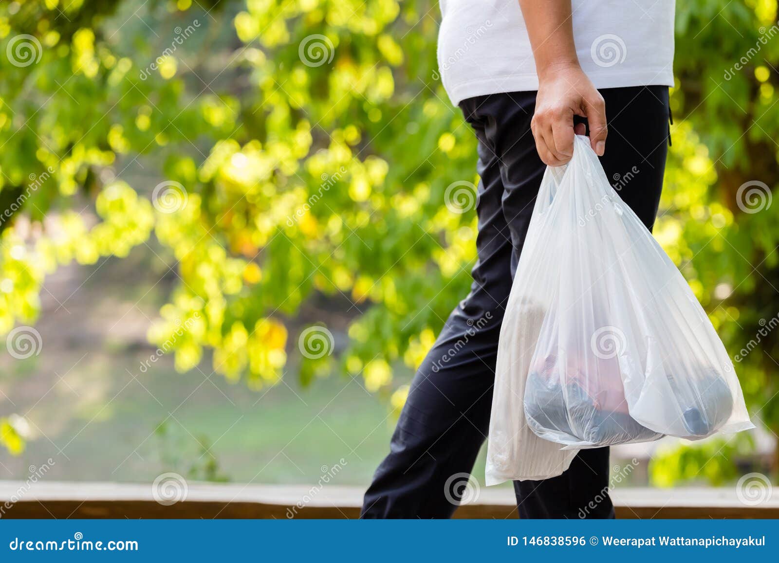 carry plastic bags in the park