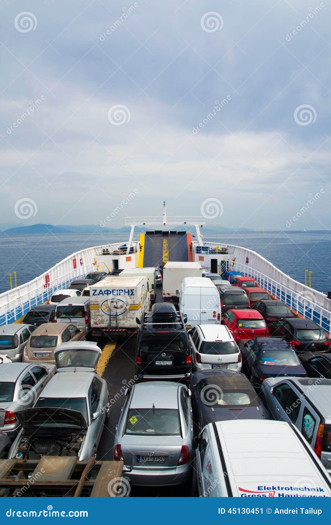 Cars on ferry editorial photo. Image of dock, liner, ferryboat 45130451