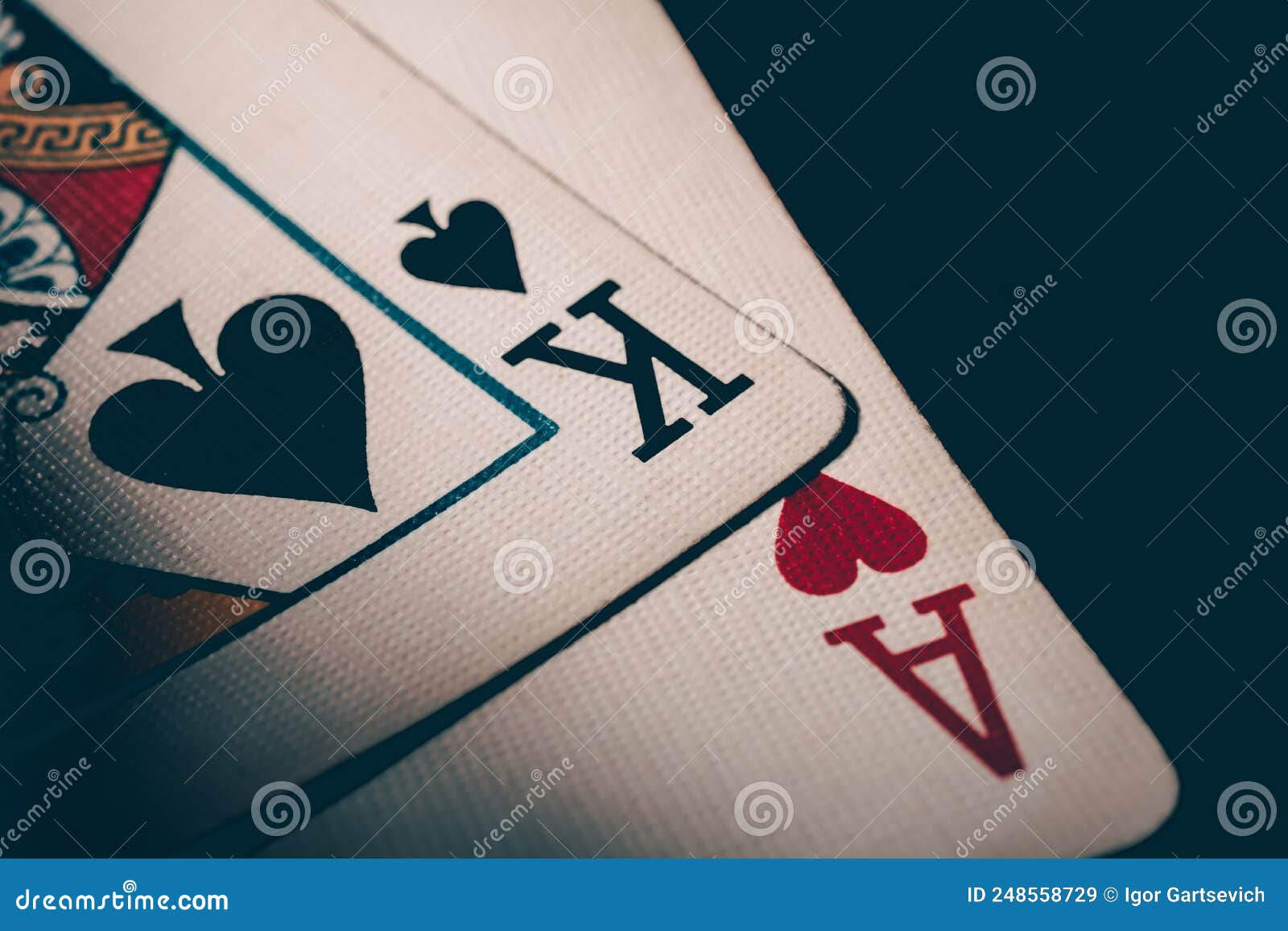 Cartões De Pôquer E-rei. Duas Cartas Rei De Espadas E ás De Coração. Mão  Louca Para Ganhar. Sorte No Jogo Do Blackjack. Imagem de Stock - Imagem de  cassino, vermelho: 248558729