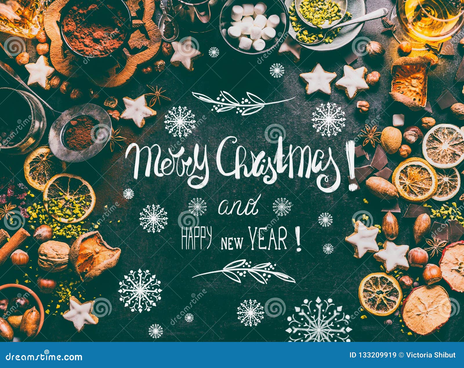 Carte De Voeux De Joyeux Noel Avec Le Lettrage Les Epices Le Chocolat Et Les Biscuits Des Textes Sur Le Fond Fonce Avec Les Ing Image Stock Image Du Salutation Conception Carte De Voeux De Joyeux Noel Avec Le Lettrage Les Epices Le Chocolat Et Les Biscuits Des Textes Sur Le Fond Fonce Avec Les Ing Image Stock Image Du Salutation Conception