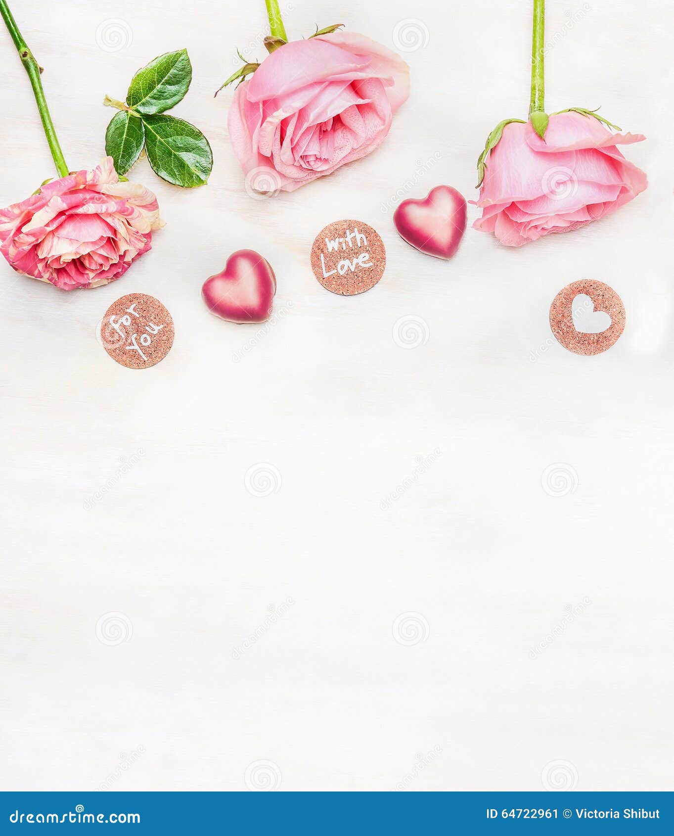 Carte De Voeux Romantique Avec Le Message Pour Vous Et Avec L Amour Et Les Chocolats D Amoureux Sur Le Fond Clair Vue Superieure Image Stock Image Du Symbole Espace