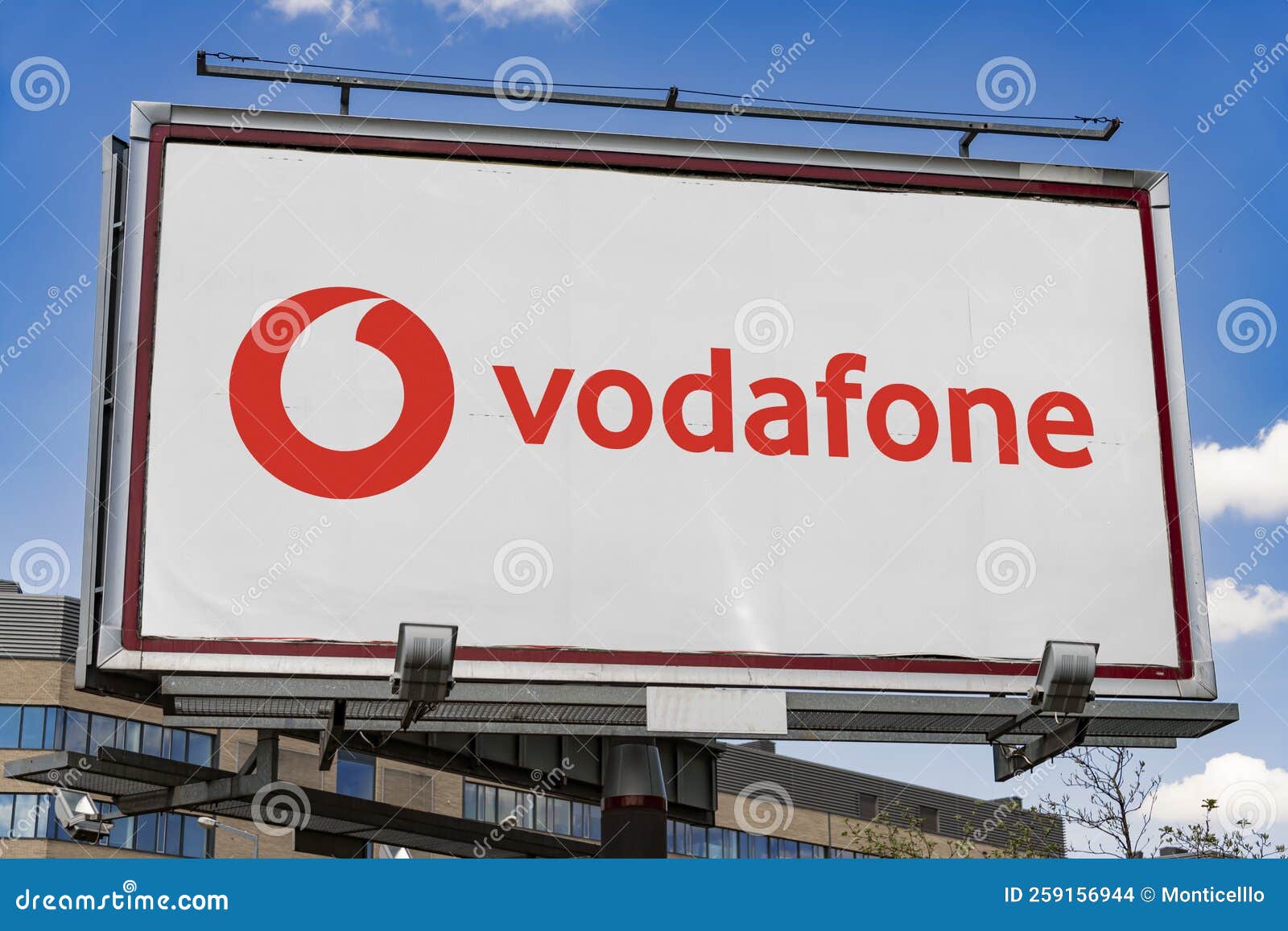 Cartel Publicitario Que Muestra El Logo Del Grupo Vodafone Imagen De vodafone-logo-gif