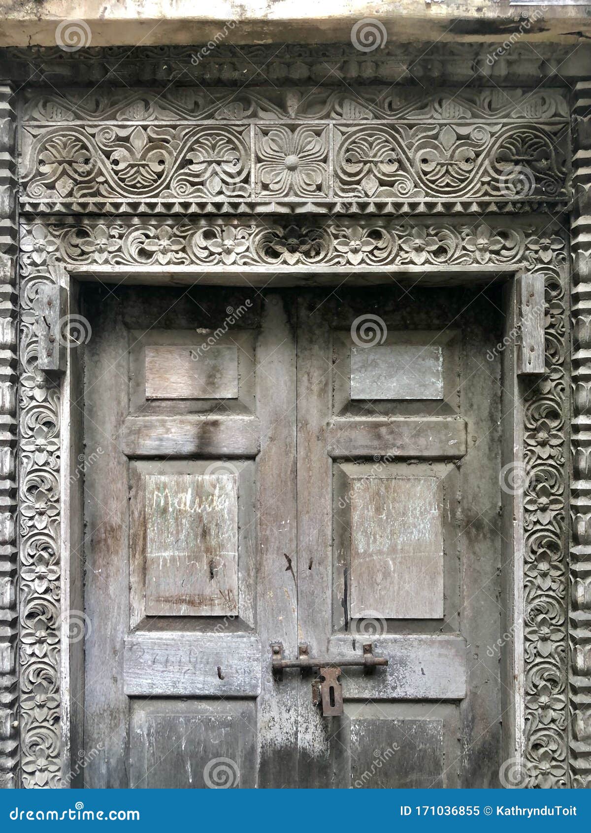 Carved Wooden Doors of Stone Town, Zanzibar Stock Image - Image of front,  doors: 171036855