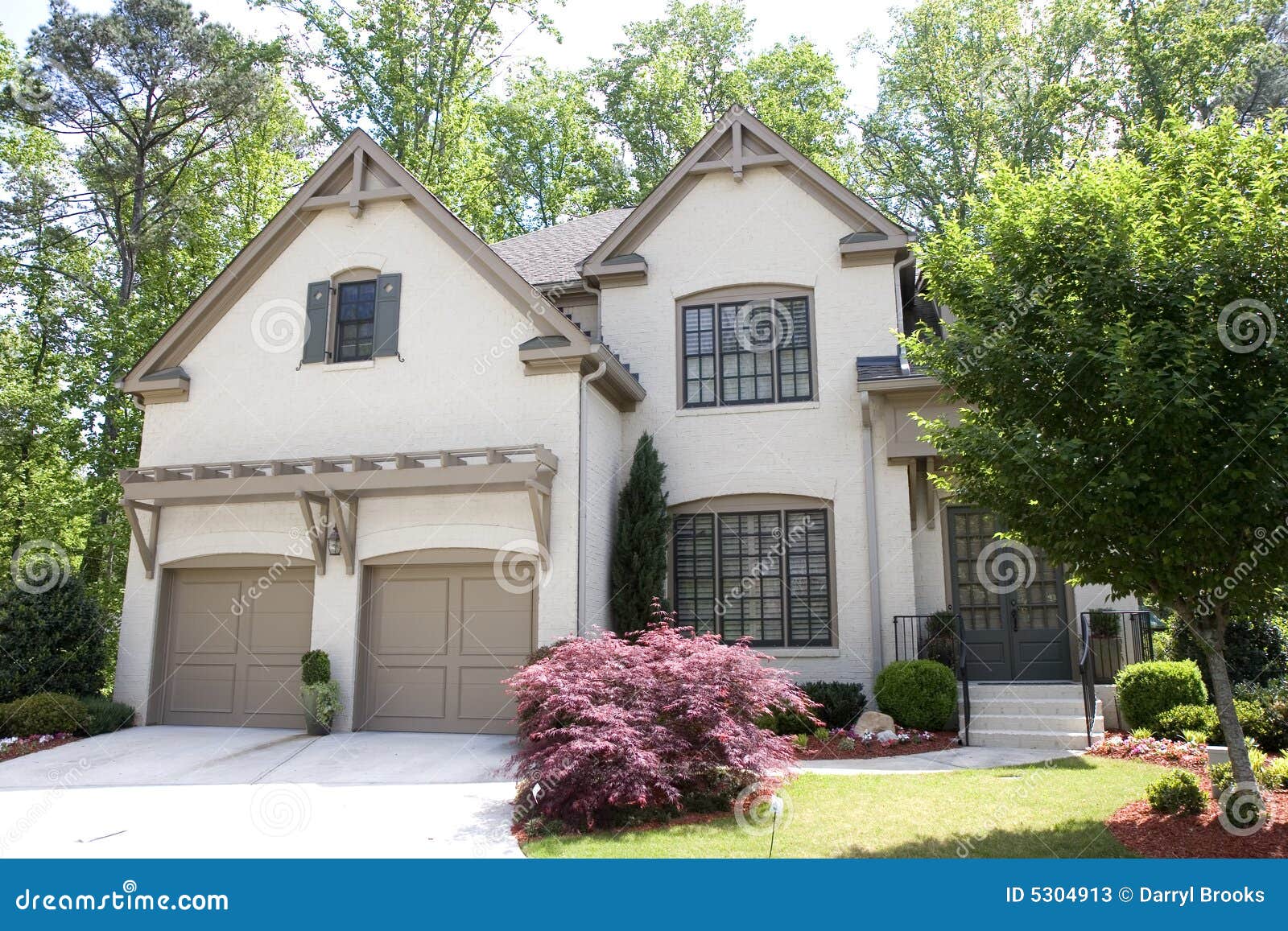 61,817 Casa Del Estuco Fotos de stock - Fotos libres de regalías de  Dreamstime, image size:1600x1157