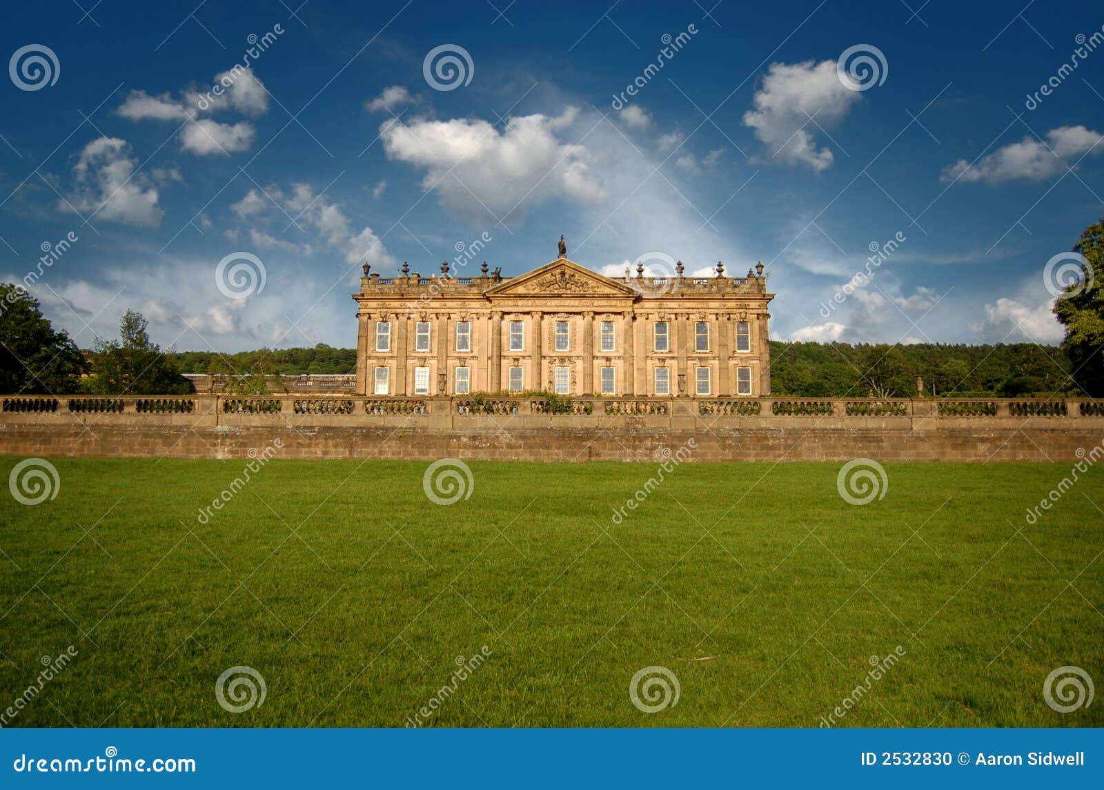 Casa De Chatsworth En Inglaterra Imagen editorial Imagen de casa