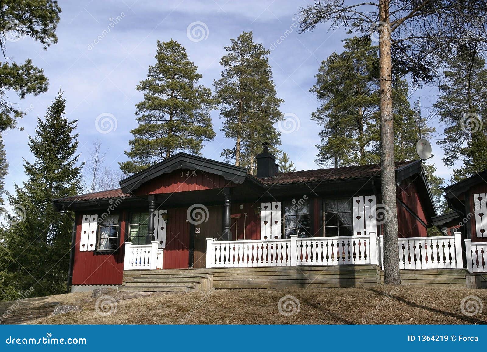 Casa de verão em um floresta-Sweden