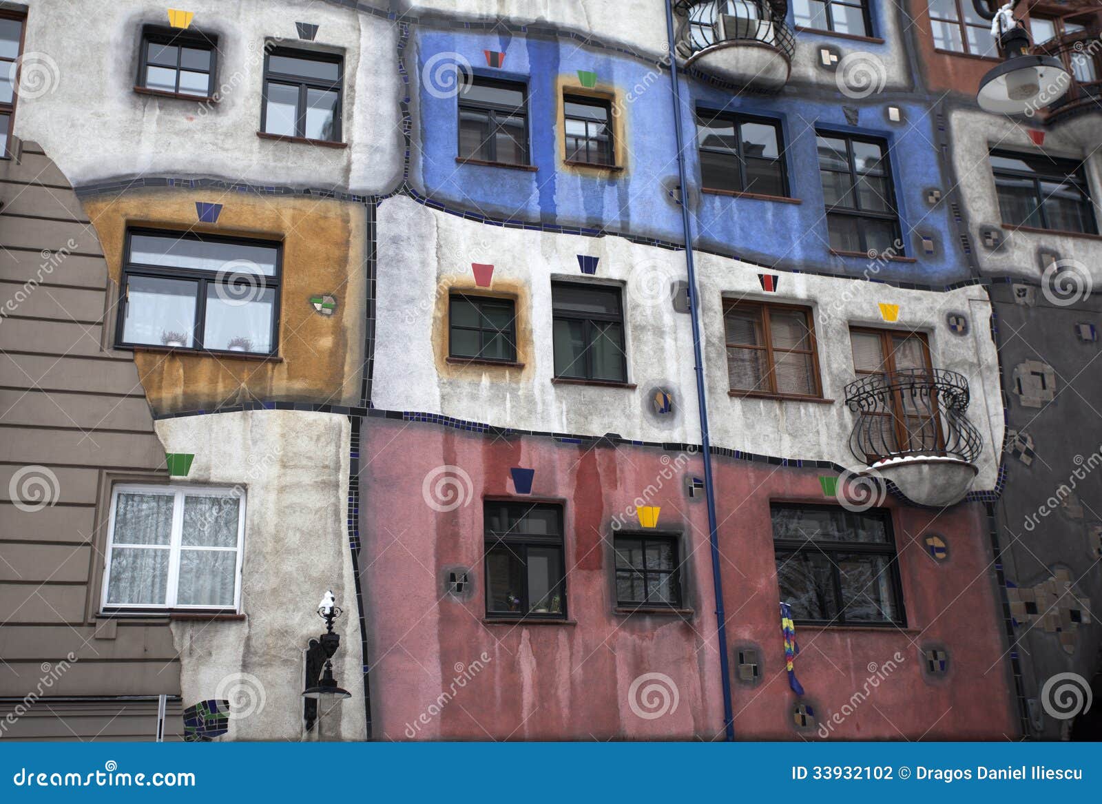 Casa dipinta a vienna fotografia stock. immagine di visivo 33932102 La casa dipinta
