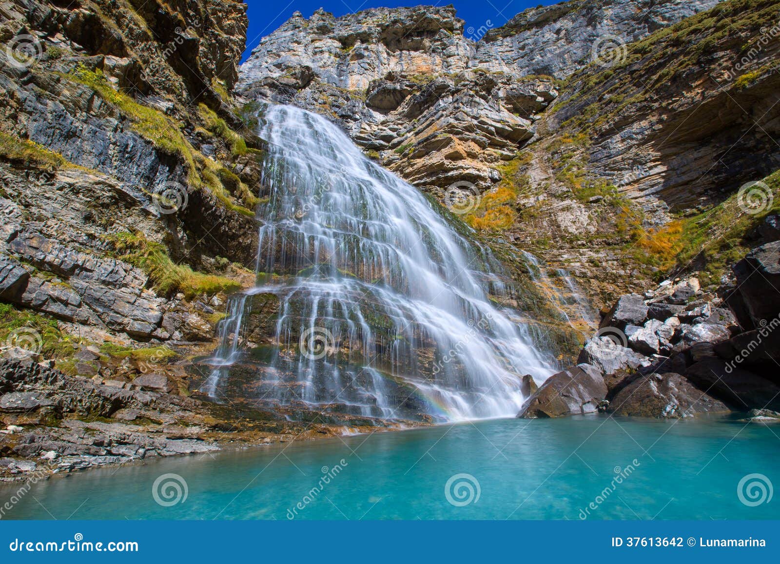 cascada cola de caballo at ordesa valley pyrenees spain