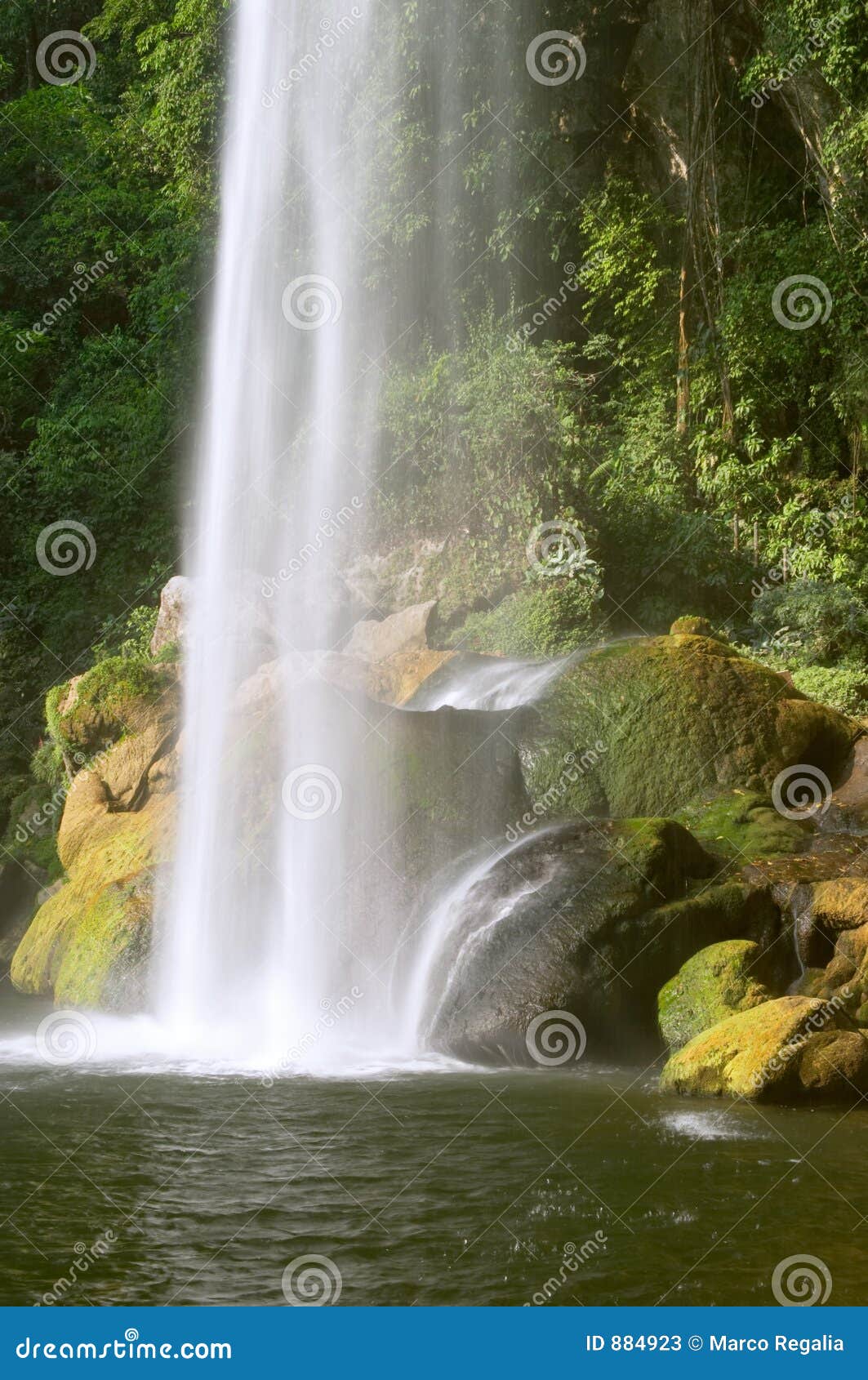 cascada (waterfall) misol ha