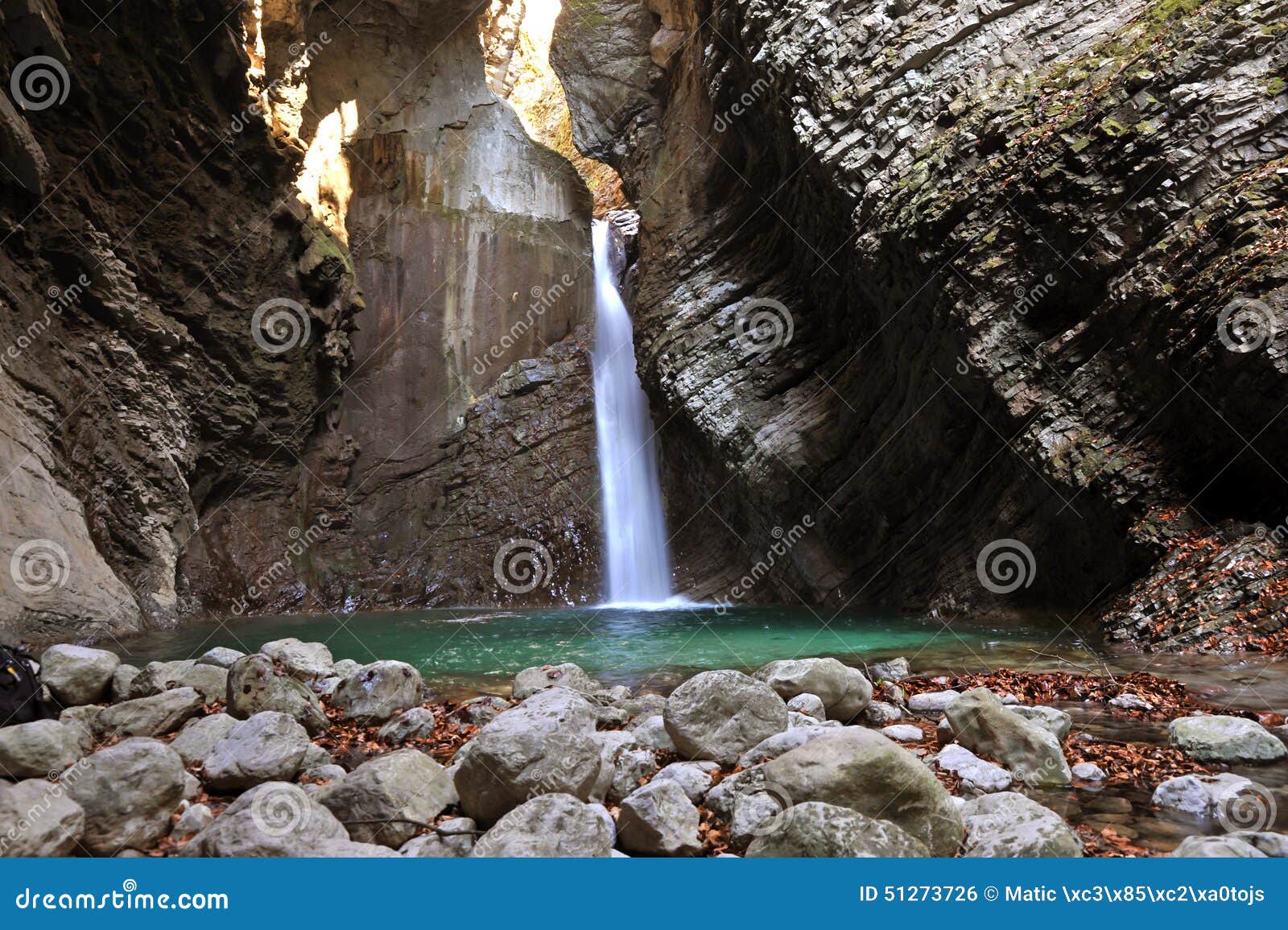 Cascata Di Kozjak, Caporetto, Slovenia Fotografia Stock - Immagine di  roccioso, unico: 51273726