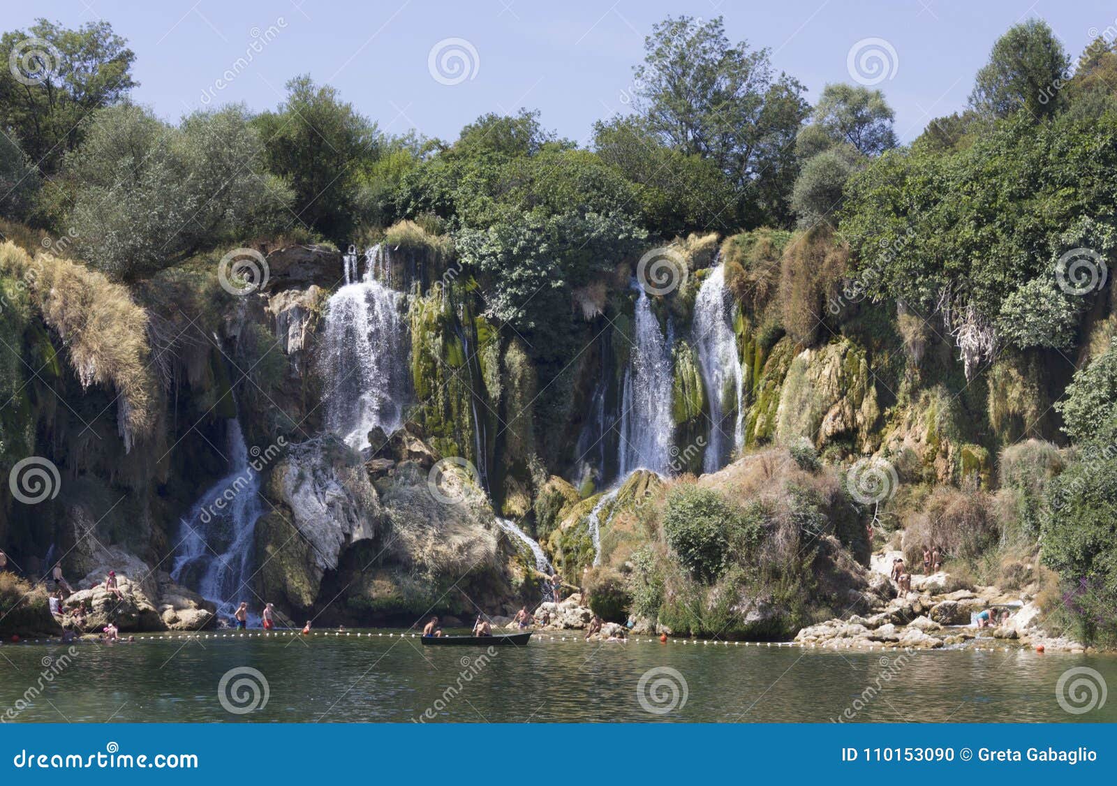 Cascate Di Kravica In Bosnia Erzegovina Immagine Editoriale Immagine Di Turchese Aperto