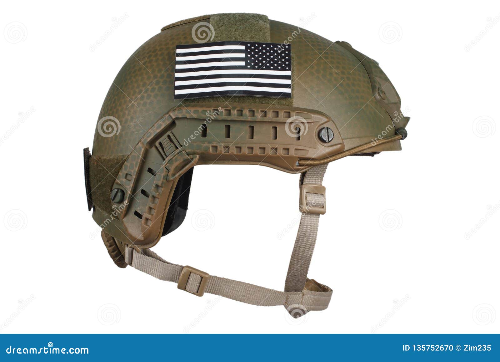 Sociedad no Transitorio Casco De Kevlar Del Ejército De Los EE. UU. Con La Etiqueta Infrarroja -  Bandera De Los E.E.U.U. Foto de archivo - Imagen de marina, unido: 135752670