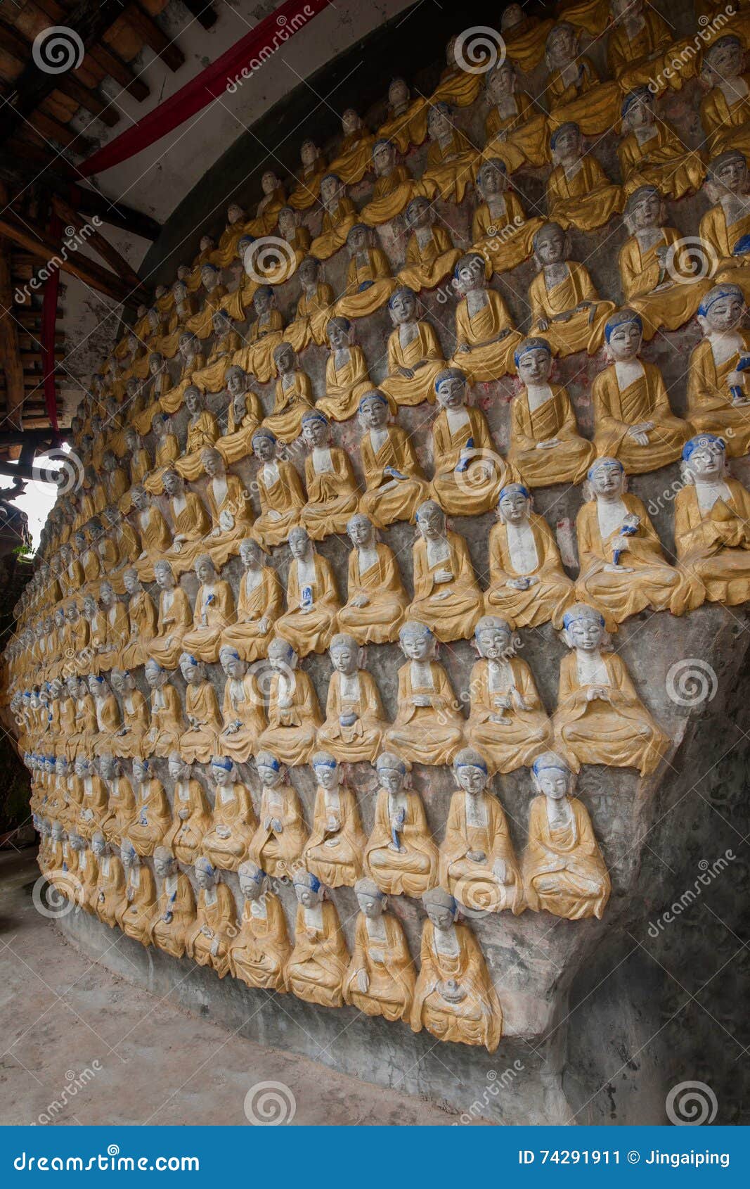case longxing temple (temple zhu sheep) qianfoyan