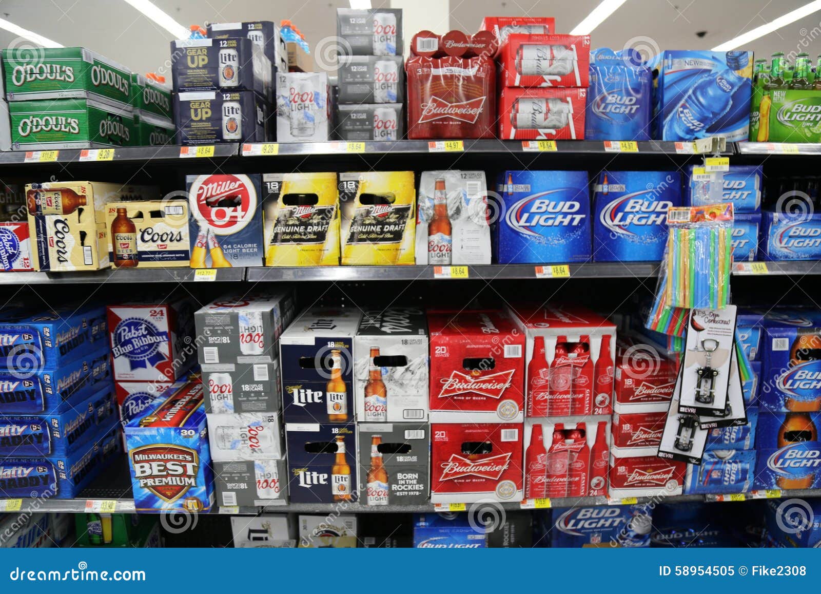 cases-beer-sale-display-58954505.jpg