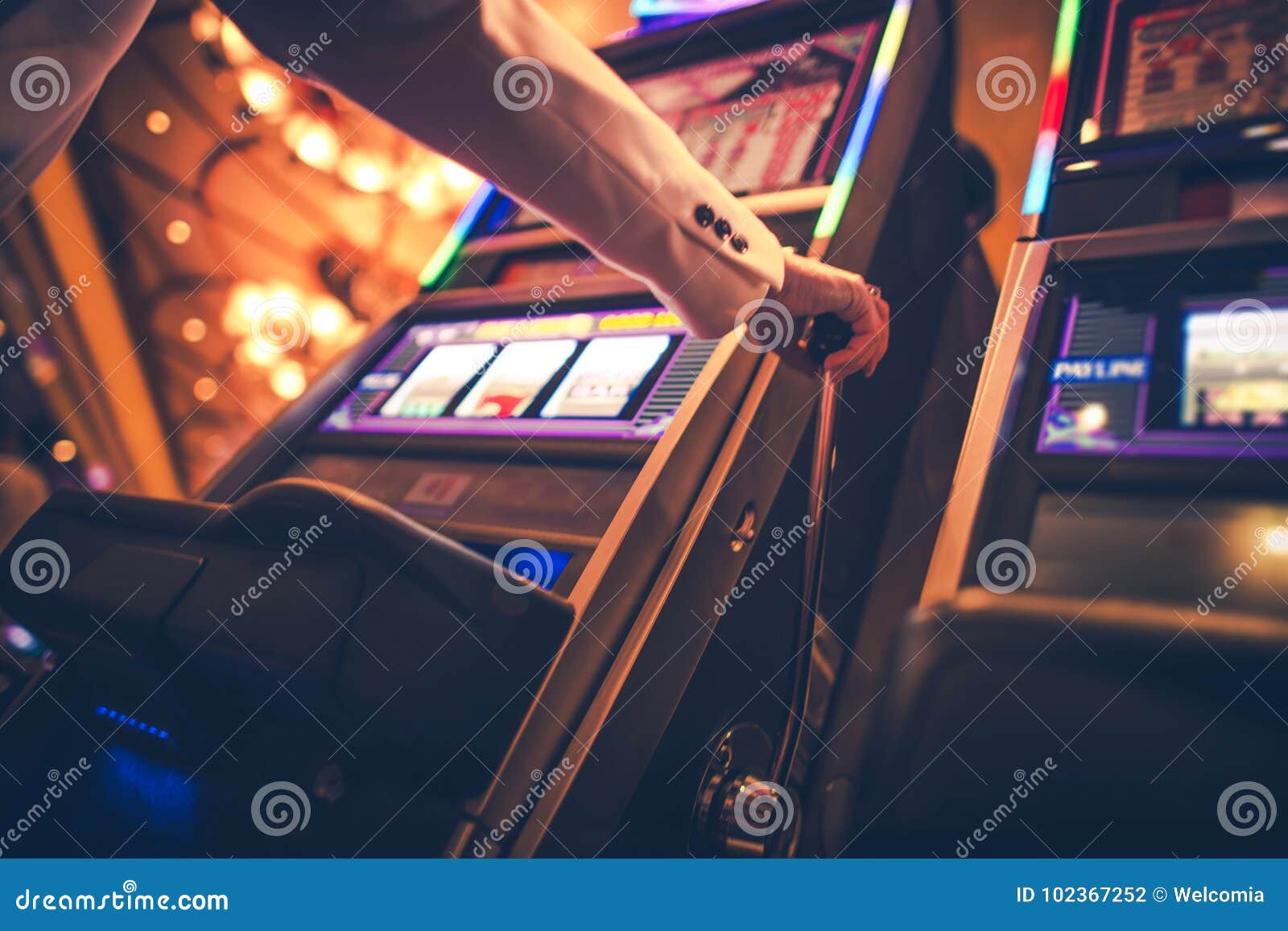 casino slot machine player