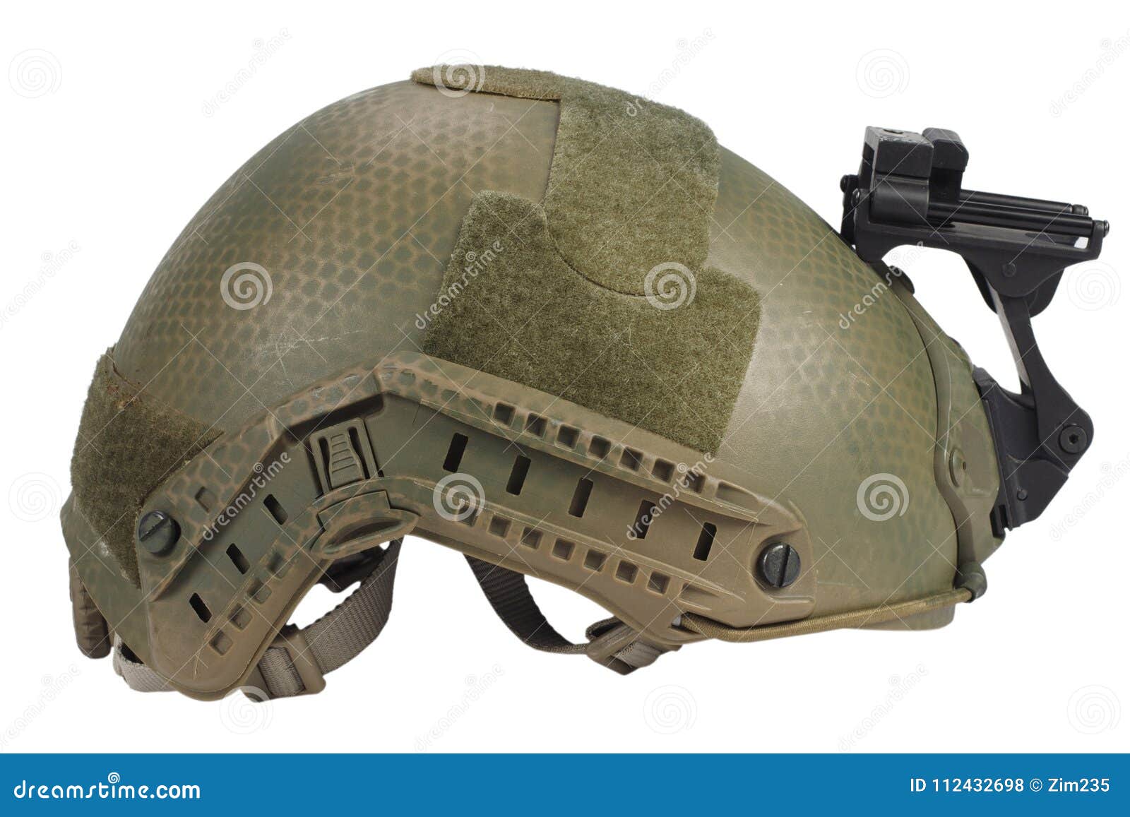 https://thumbs.dreamstime.com/z/casque-de-kevlar-avec-le-b%C3%A2ti-vision-nocturne-112432698.jpg