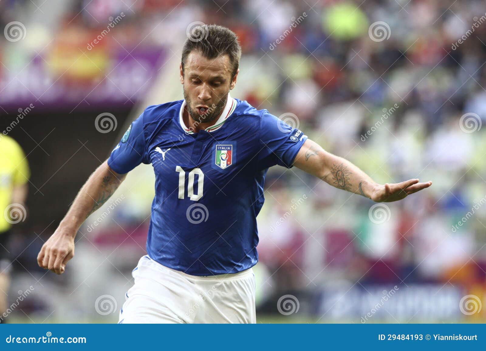 Ritratti Sportivi di Stefano Villa : PATRICK VIEIRA, LA TORRE DI DAKAR –  CONTG.NEWS, image size:1600x1157