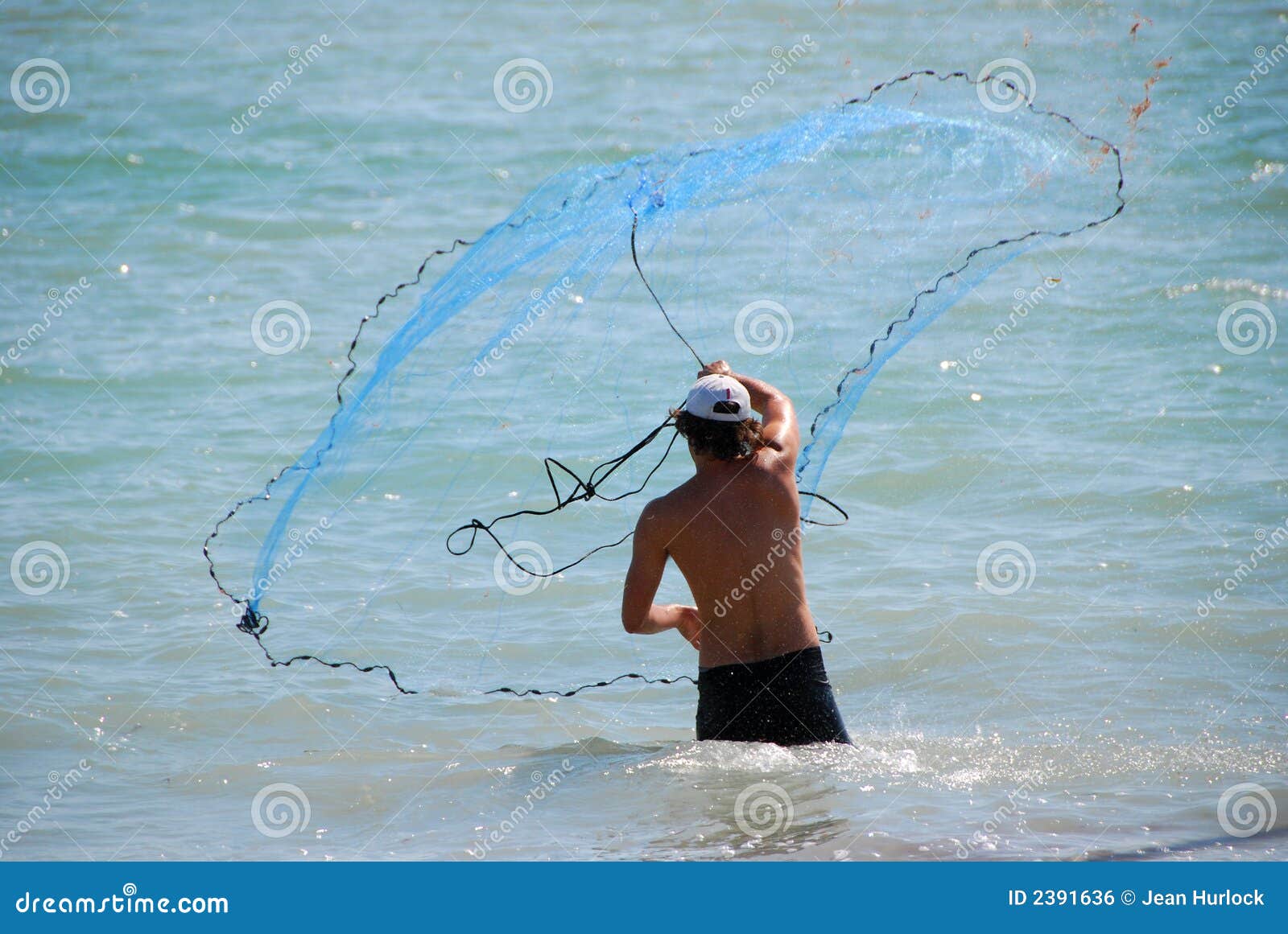 Cast net throw stock photo. Image of nylon, shore, lone - 2391636