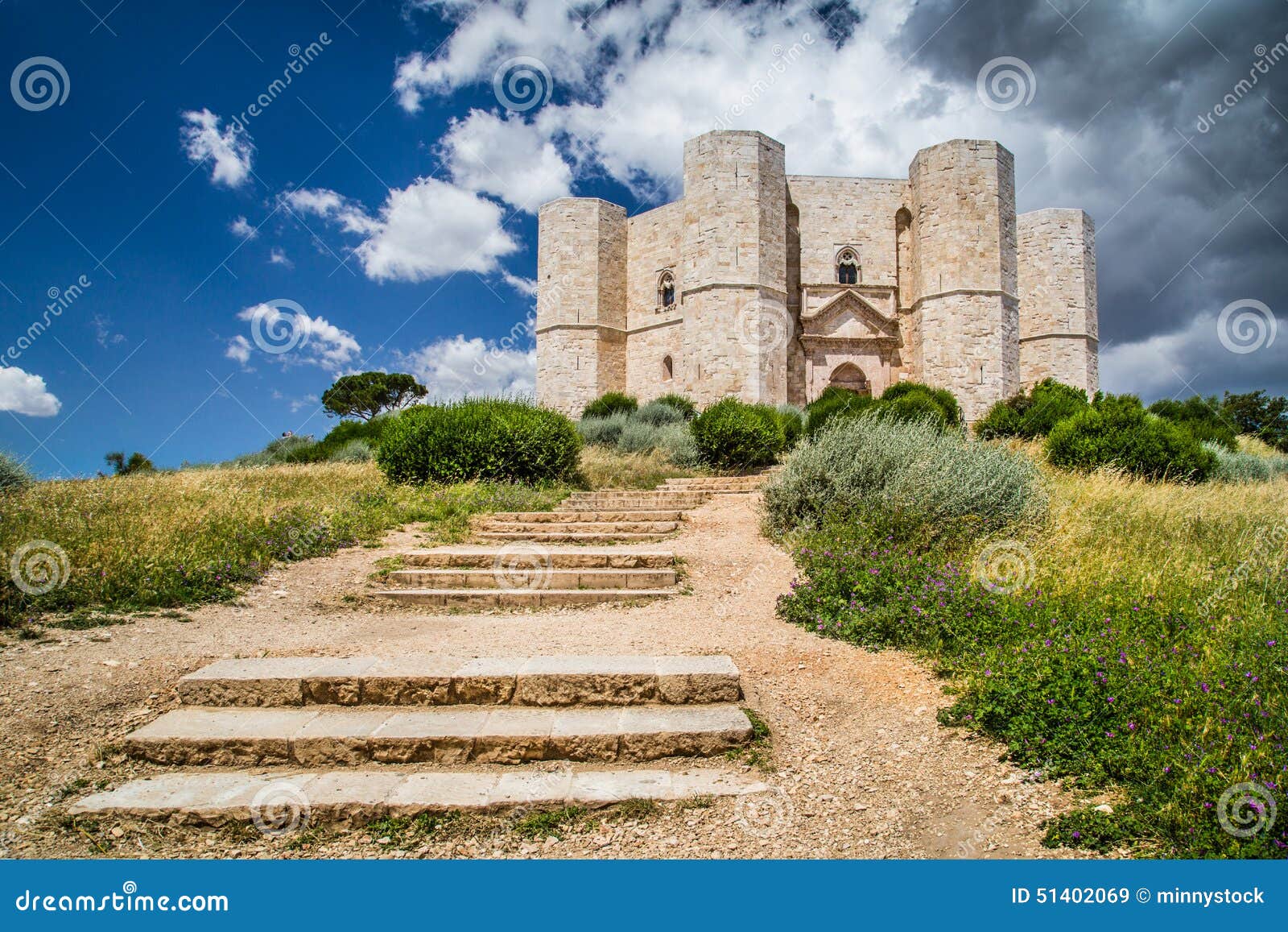 castel del monte, apulia, italy