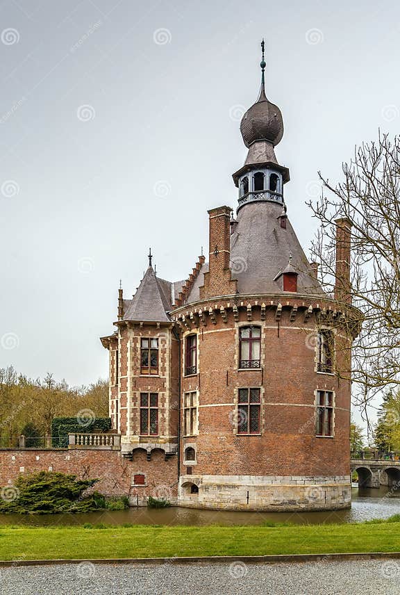 CASTELLO DI OOIDONK IN BELGIO visual data 8