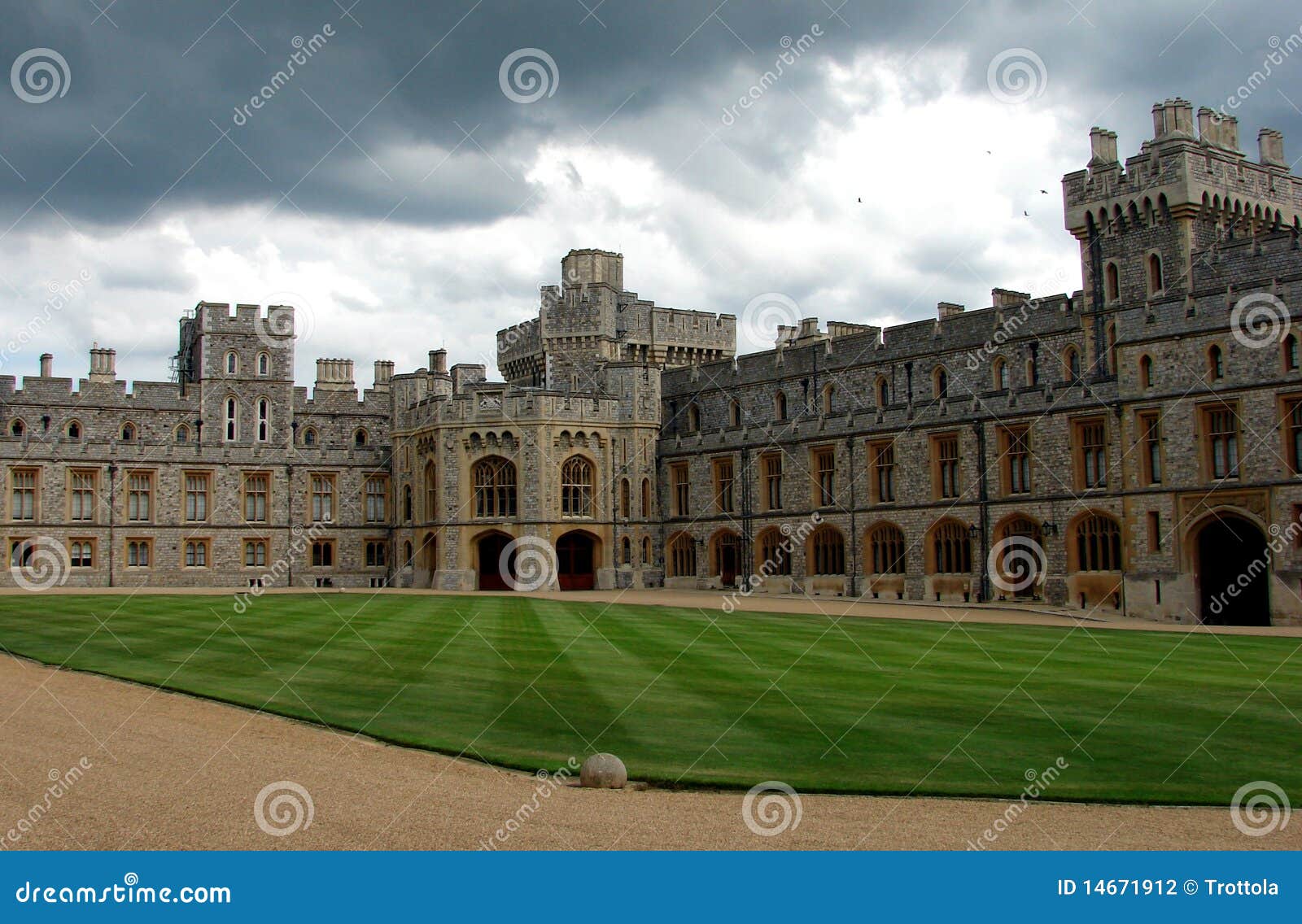 Castello Di Windsor Il Cortile Fotografia Editoriale Immagine di