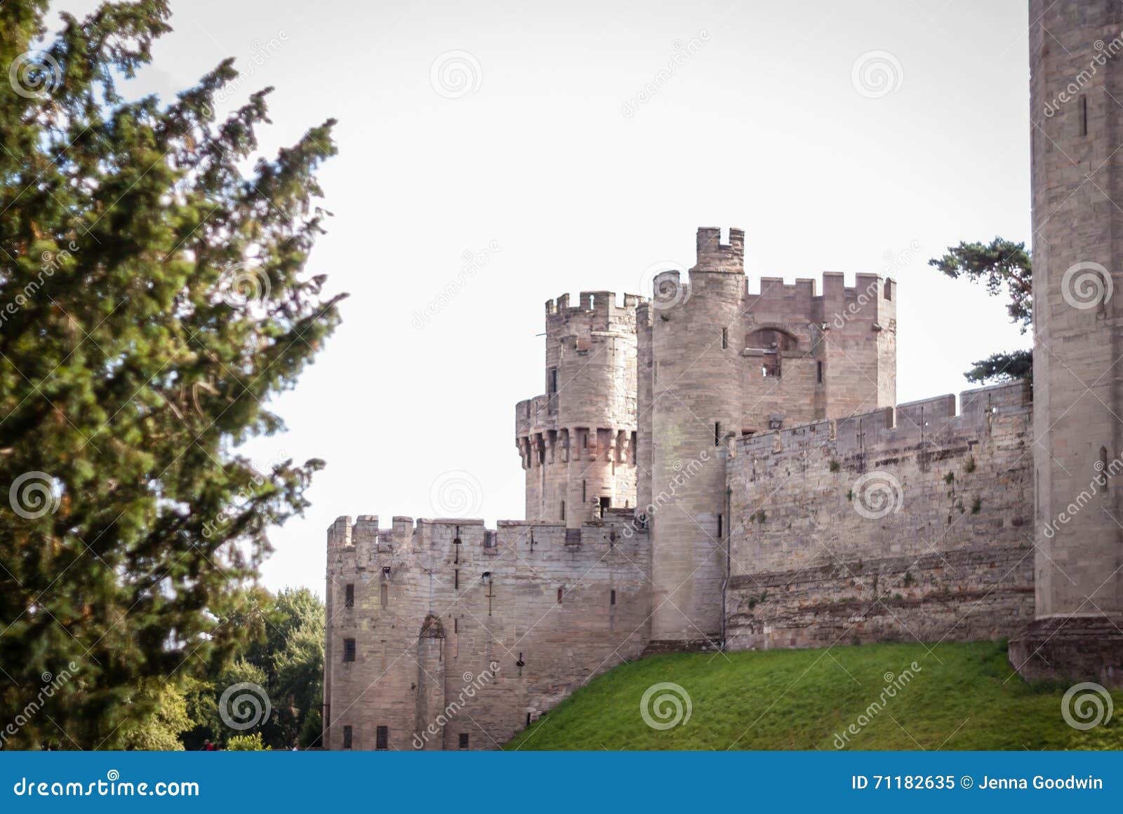 Castelo de Warwick e passeios de um dia em Oxford saindo de Londres |  Reserve bilhetes online, image size:1600x1161