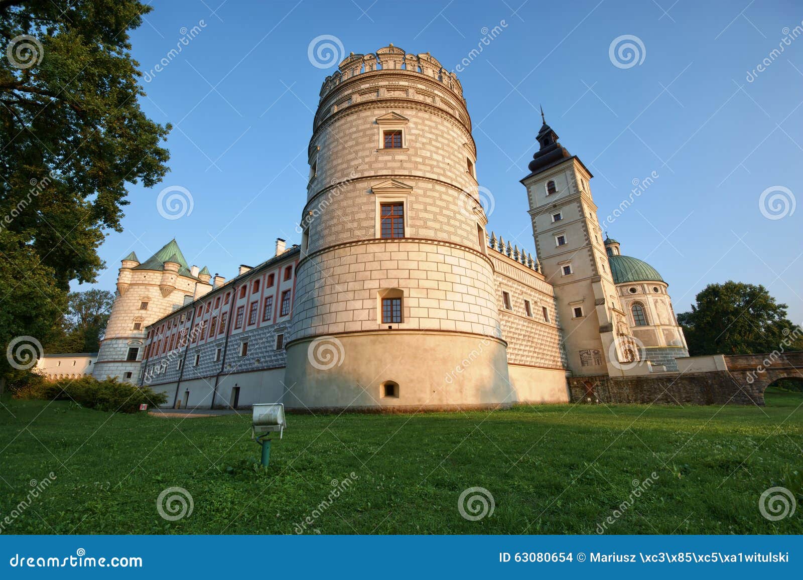 Castelo em Krasiczyn. Castelo do estilo do renascimento em Krasiczyn, Polônia