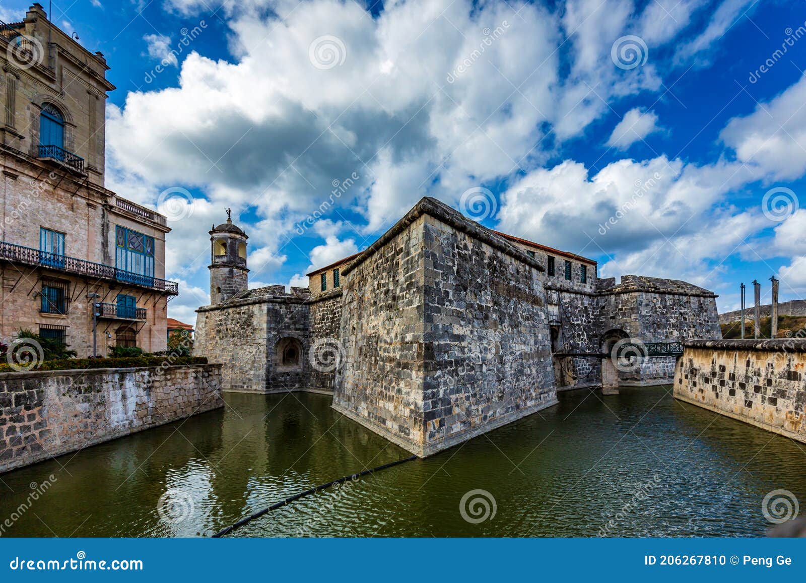 the castillo de la real fuerza