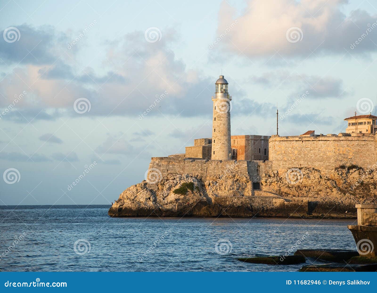 Faro Castillo del Morro (Havana, Cuba) - Pictures from Emp…