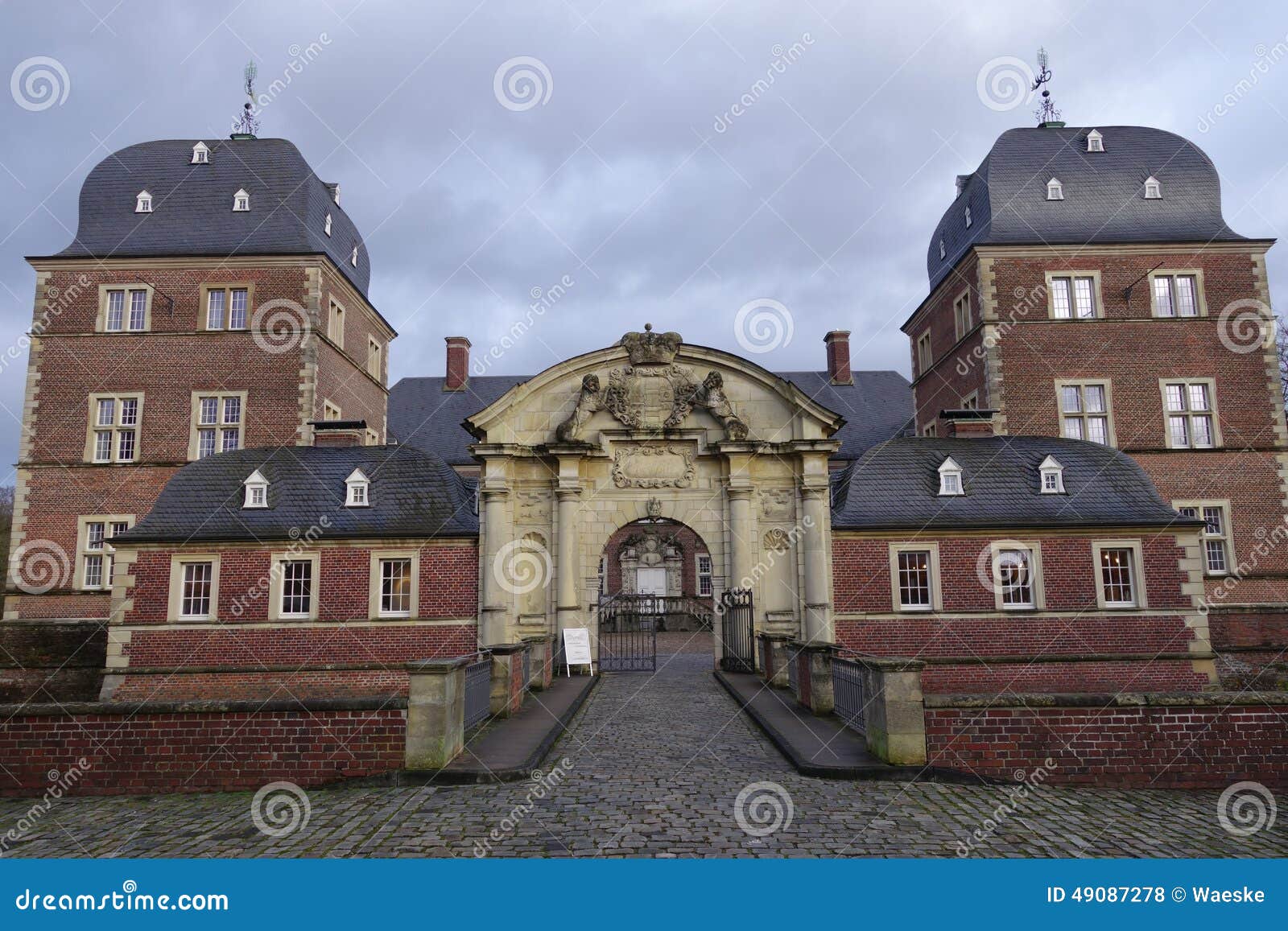 Castle Ahaus stock photo. Image of baroque, schlaun, tree 49087278