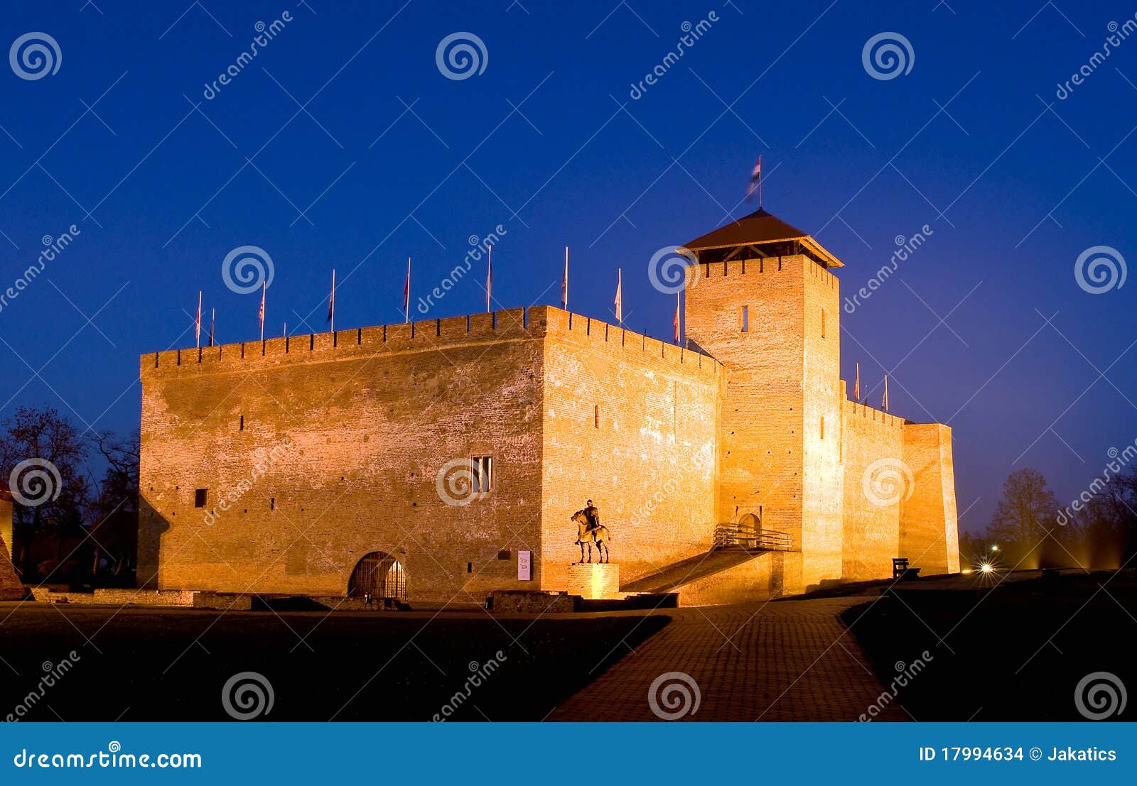 the castle of gyula in twilight