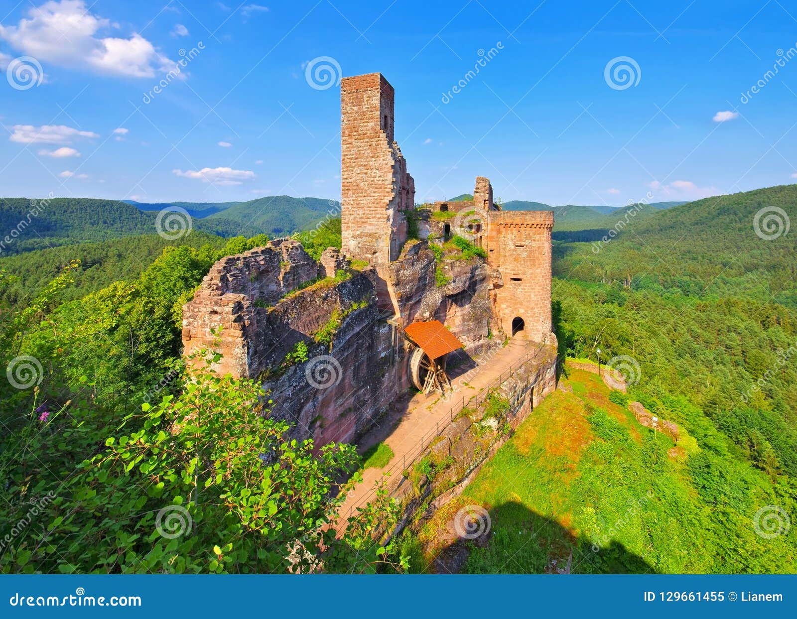 castle ruin drachenfels in dahn rockland, germany