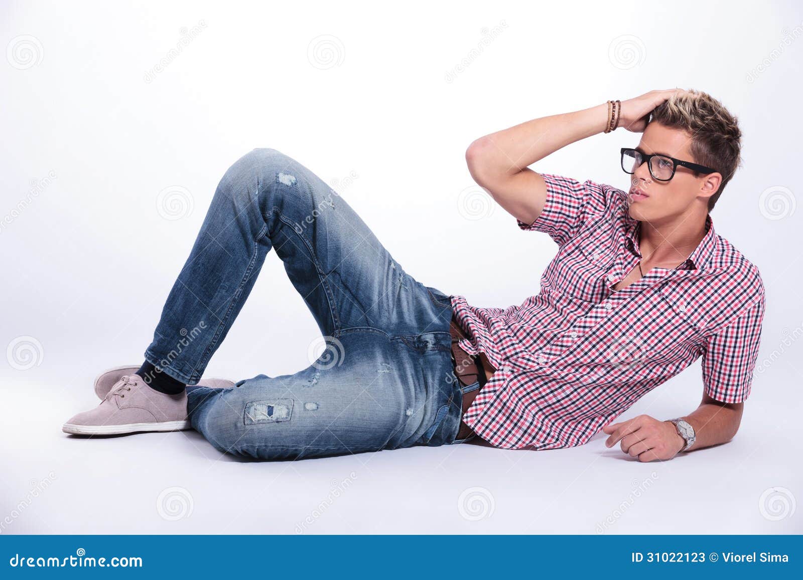 Casual pose hi-res stock photography and images - Alamy